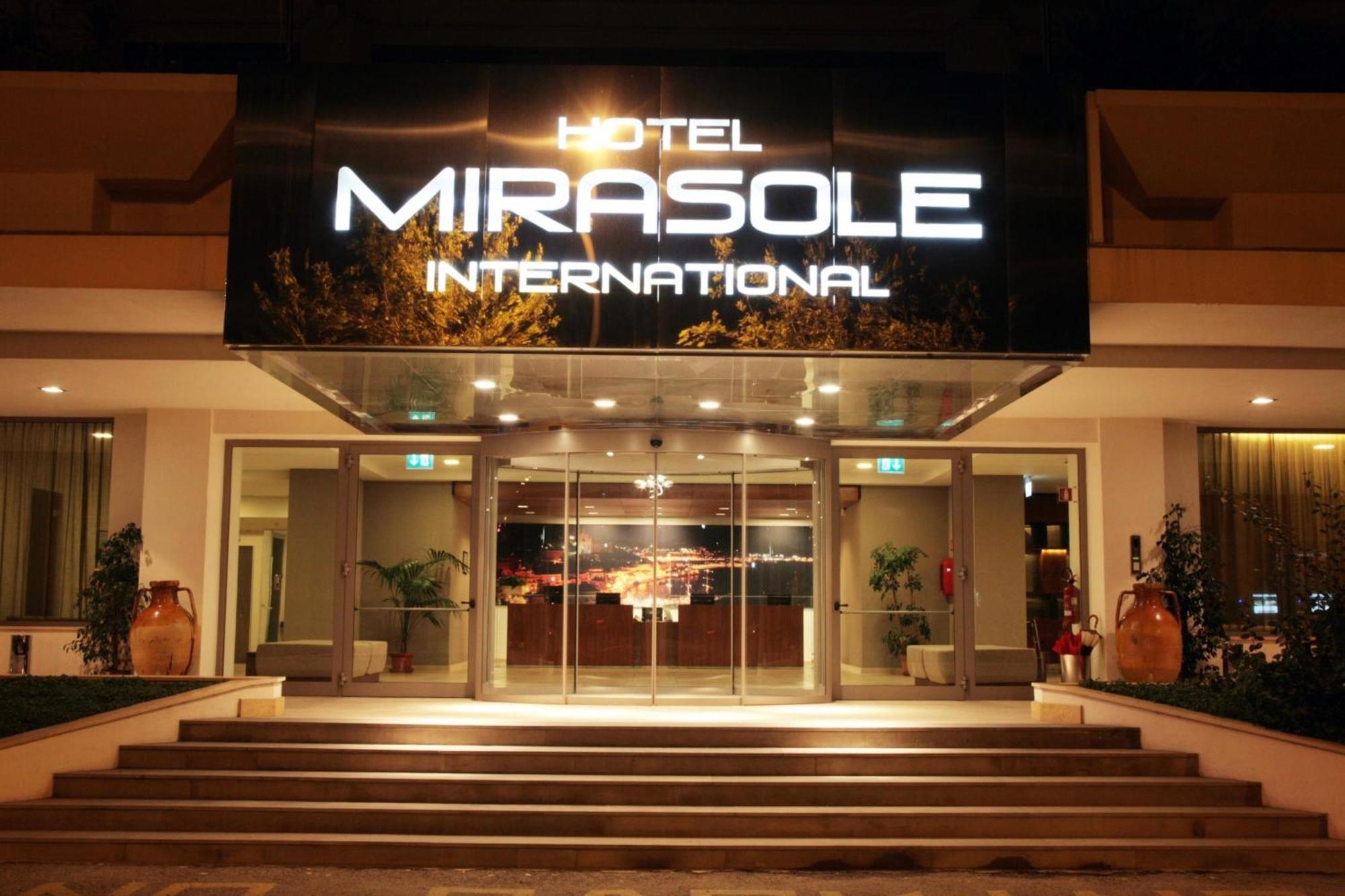 Hotel Mirasole International Gaeta Exterior foto